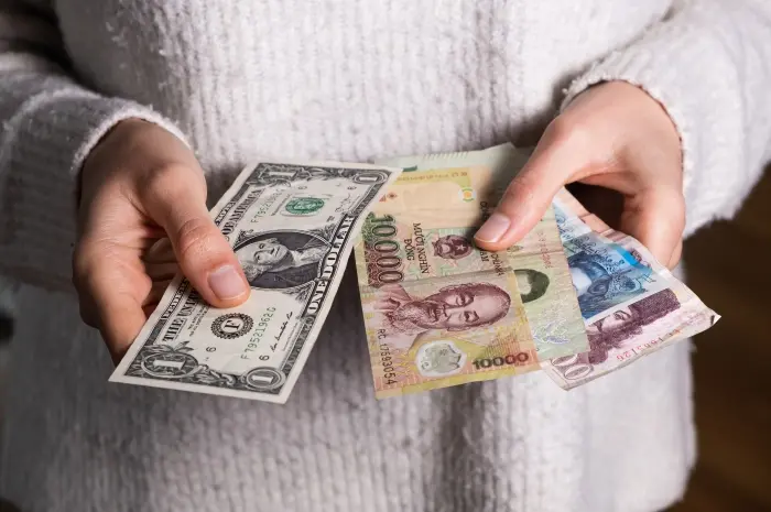 Guide to Safely Exchanging Foreign Currency